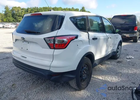 2017 Ford Escape S z USA, uszkodzony, nr VIN 1FMCU0F77HUC35615